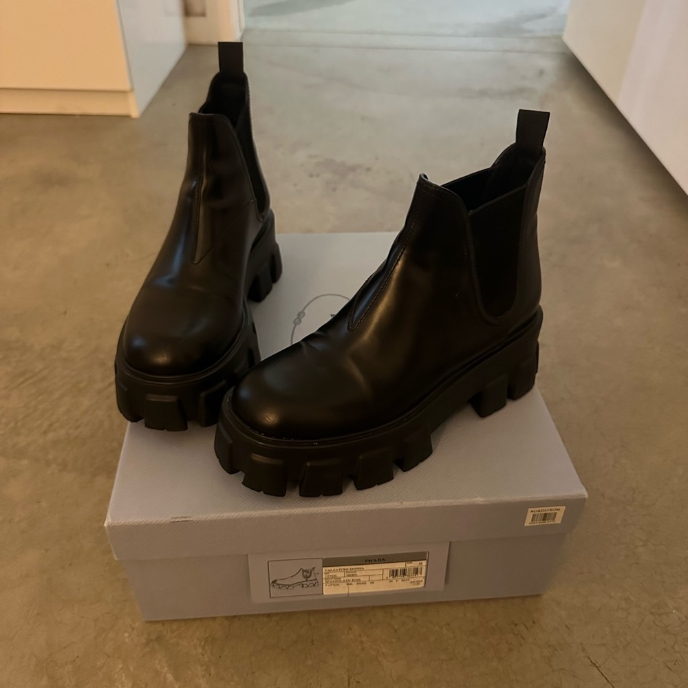 Prada boots 38